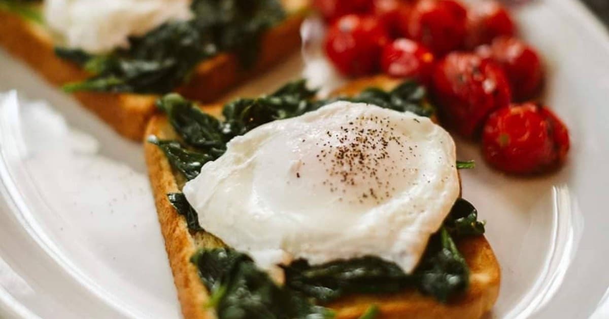 Smoked Meat and Eggs: The Breakfast Duo You Didn’t Know You Needed