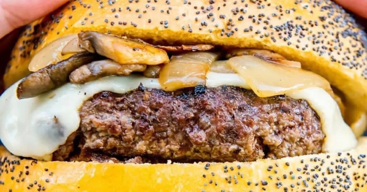 How to Create Your Own Signature Sauce for Smoked Meat Sandwiches and More