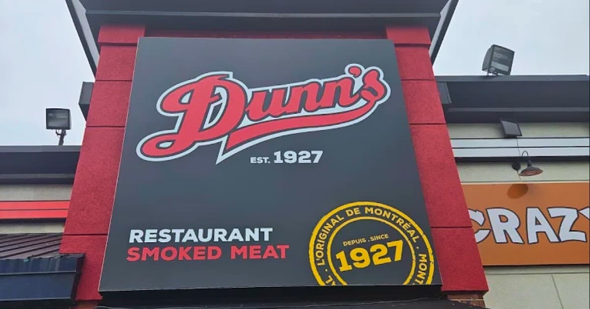 Why You Must Visit Dunn’s Famous in Laval: A Must for Meat Lovers
