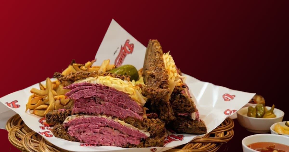 What Is a Reuben Sandwich, and How Is It Different from a Classic Smoked Meat Sandwich?