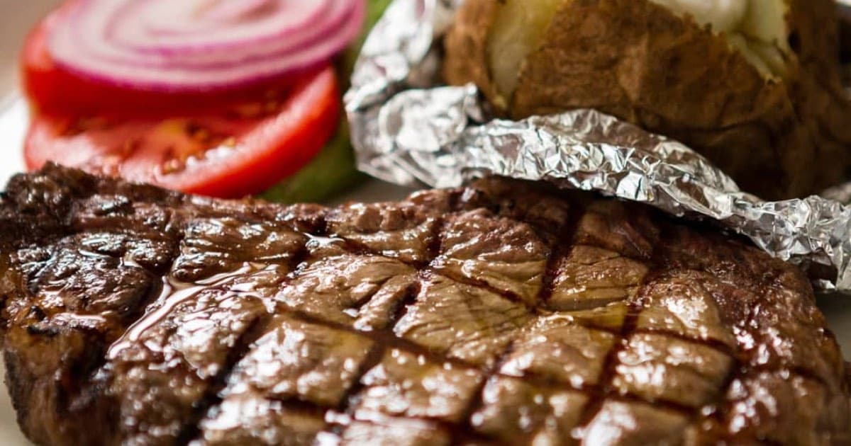From the Grill: What’s Sizzling on the Grillades Menu at Dunn’s Famous?