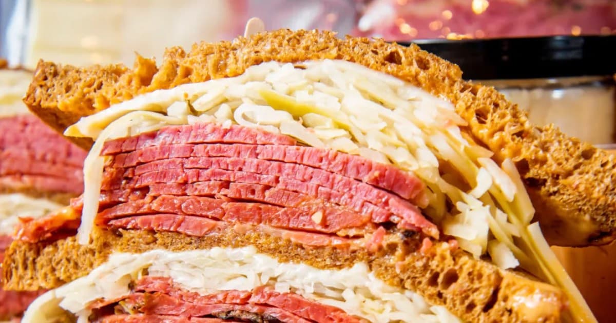 The Ultimate Montreal Food Bucket List for Tourists