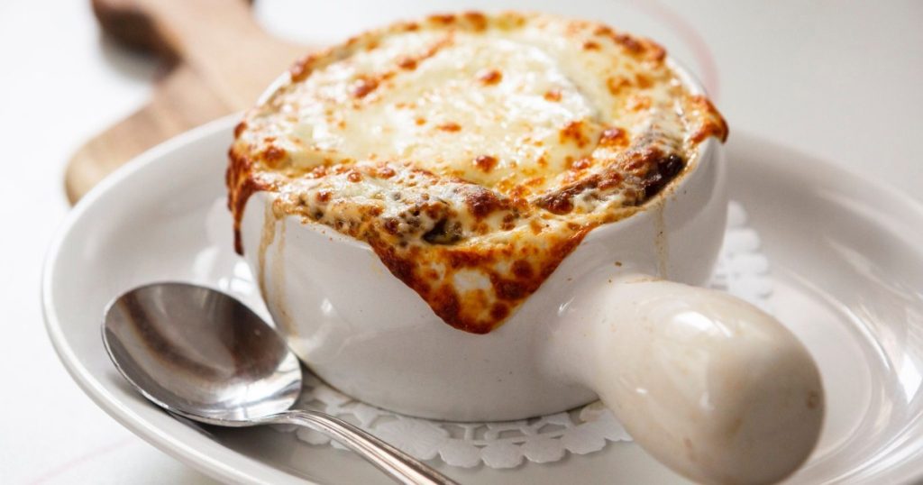 The Anatomy of a Perfect French Onion Soup
