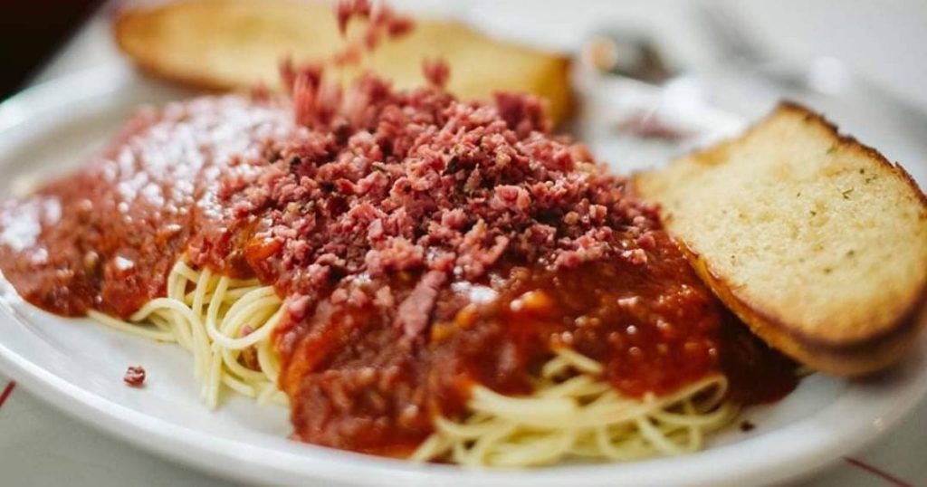 What Makes a Deli Franchise a Smart Investment